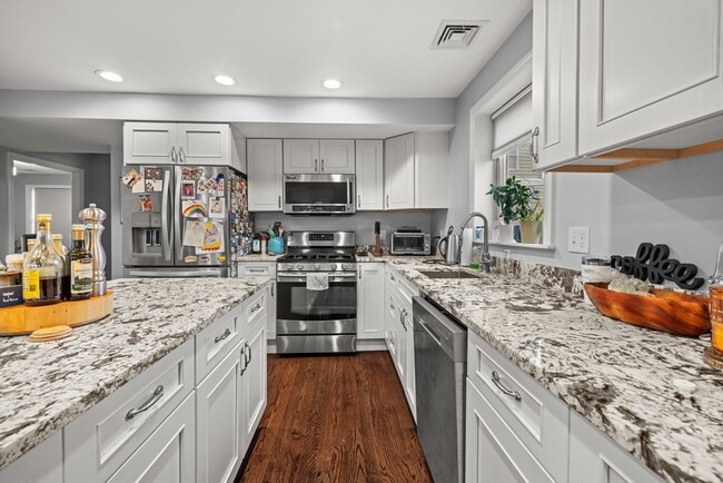 Foto del edificio - 297 D St