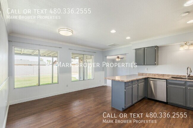 Photo - 2058 W Dartmouth St House