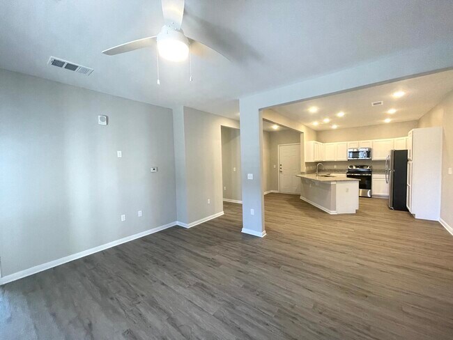 Foto del edificio - 300 Willow Grv Wy