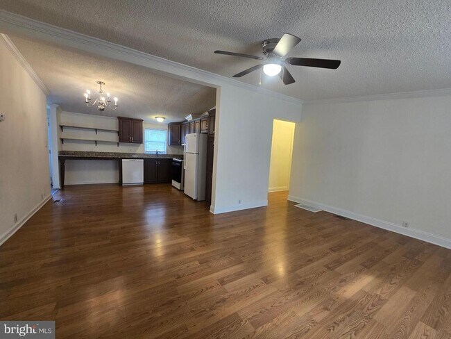 Foto del edificio - 103 Beth Pl