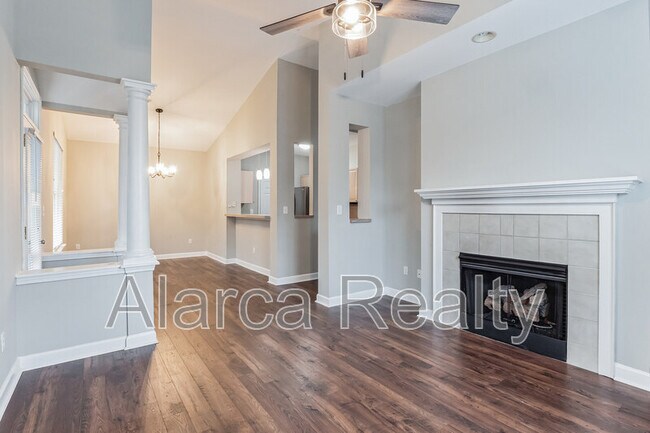 Foto del edificio - 710 Northeast Dr