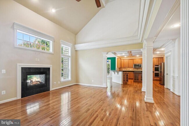 Foto del edificio - 43286 Canal Creek Pl