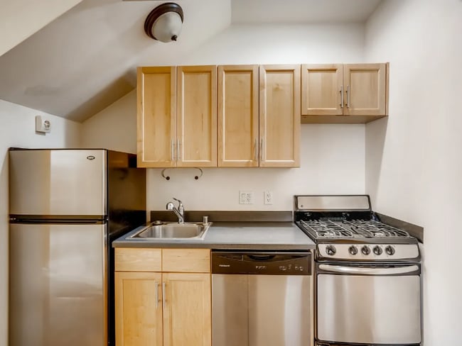 Building Photo - 1012 Marquez Pl
