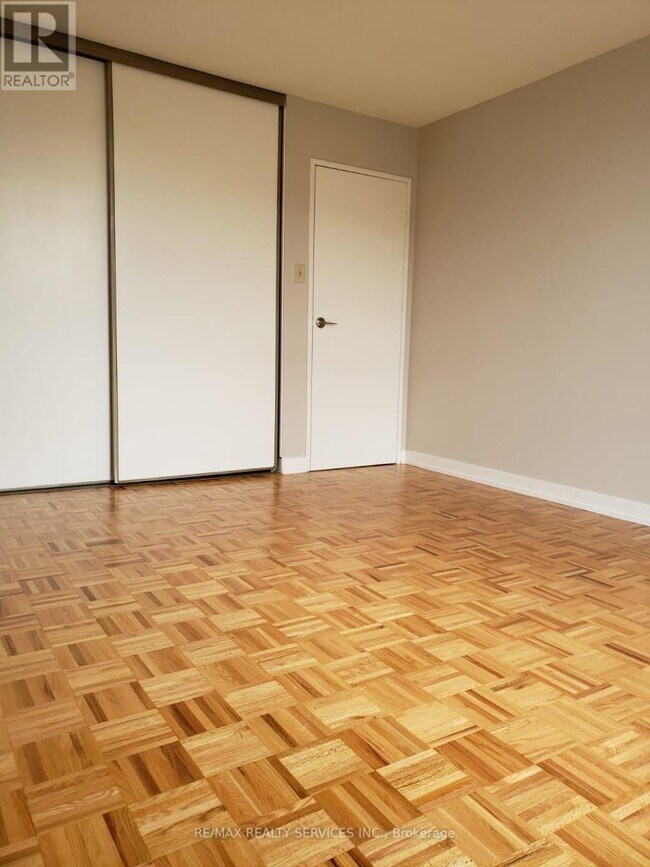 Photo du bâtiment - 4 Kings Cross Rd