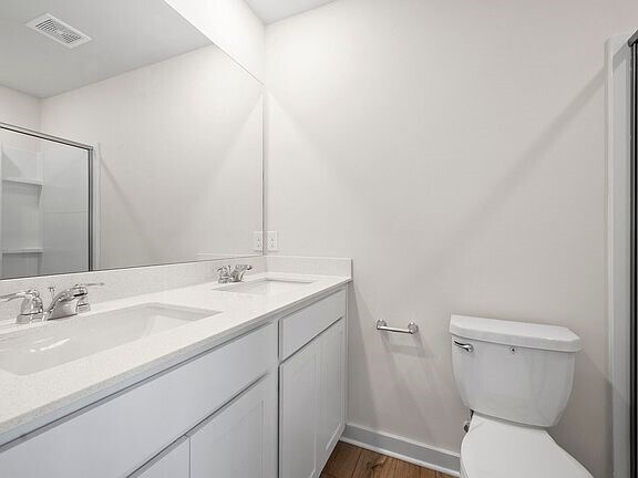 Foto del edificio - 2705 Fordham St