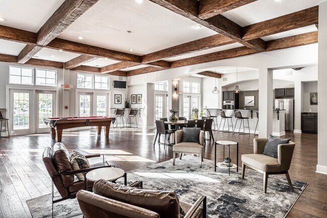 Foto del edificio - The Fort Apartments