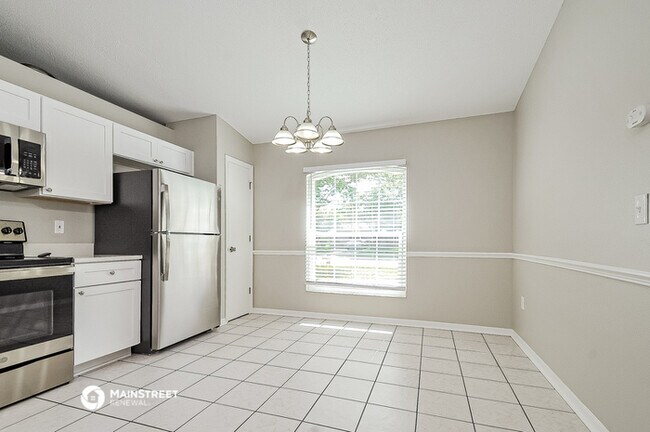 Building Photo - 7931 Cheyenne Ln