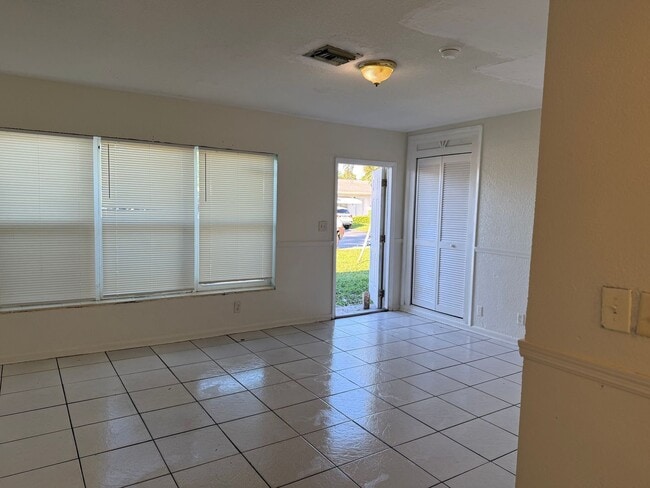 Photo - 139 W 28th St Apartment