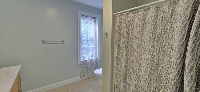 Foto del edificio - 50 Lincoln Ave