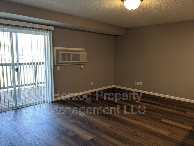 Foto del edificio - 2105 SE 7th Ave