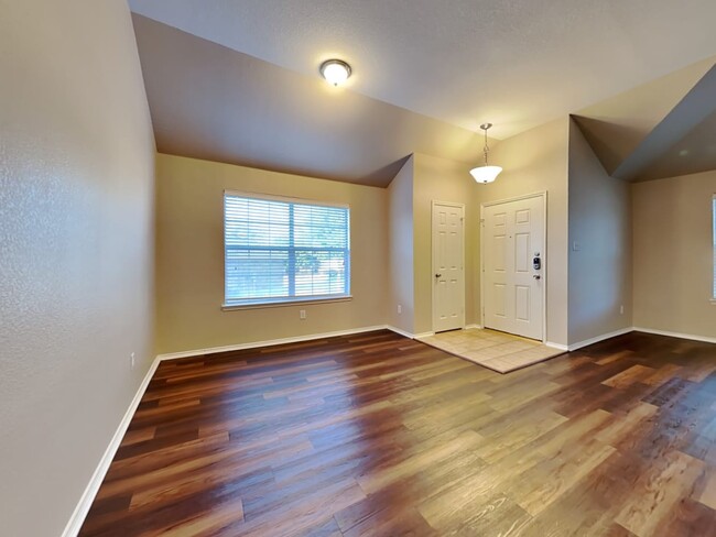 Building Photo - 8144 Hennessey Trl