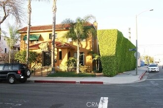 Building Photo - 8001 Blackburn Ave