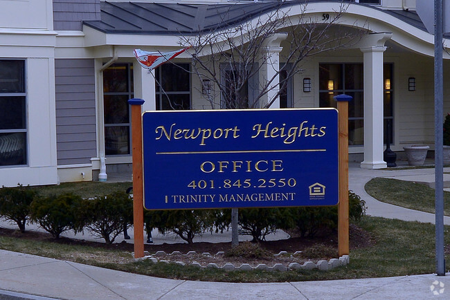 Foto del edificio - Newport Heights