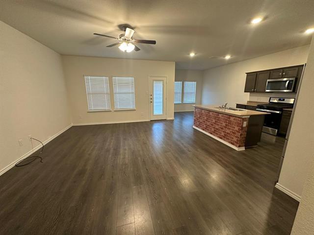 Foto del edificio - 914 Stockton Pass Ln