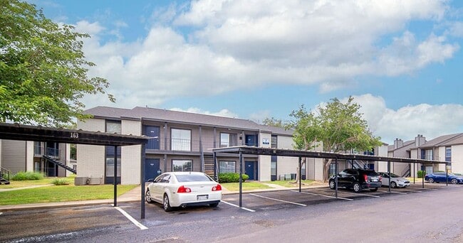 Foto del edificio - Stone Creek Apartment Homes