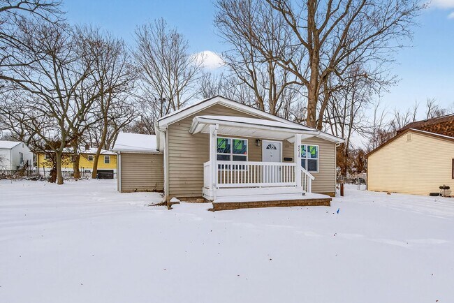 Foto del edificio - For Rent – 3 Bedroom Home | Section 8 Welcome