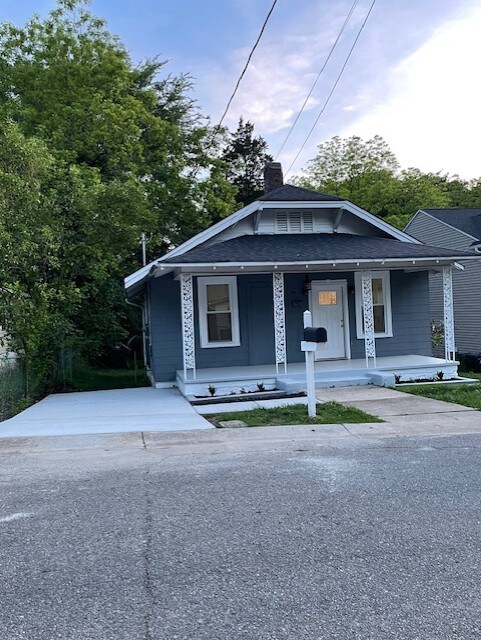 Building Photo - 3401 Kalynne St