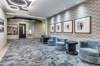 Building Photo - 2600 W 7th St