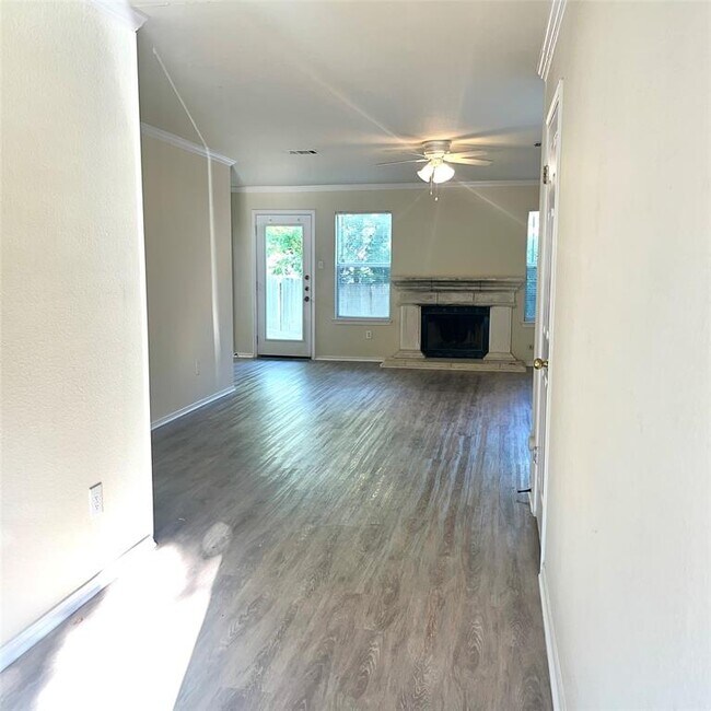 Building Photo - 17229 Bushmills Rd