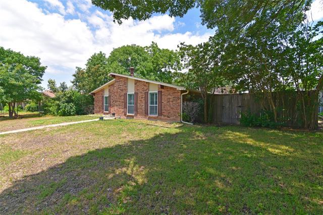Building Photo - 1805 Spanish Trail