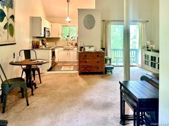 Foto del edificio - 8 Sunset Dr