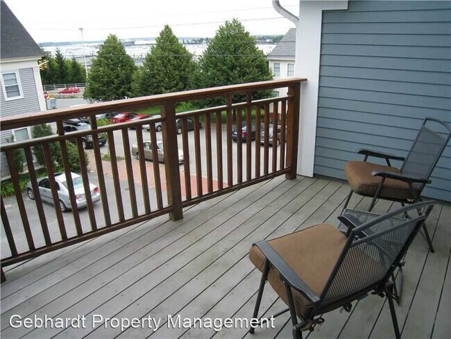 Foto del edificio - 2 br, 2.5 bath House - 27 Tyng St.
