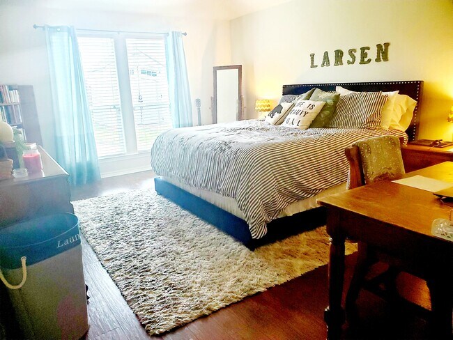 Dormitorio principal - 7218 Lands End Dr