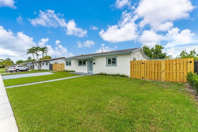 Building Photo - 12253 SW 28th Terrace