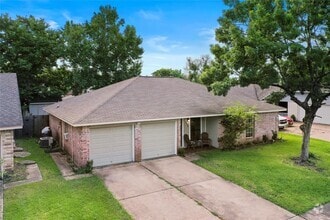 Building Photo - 1350 Holbech Ln
