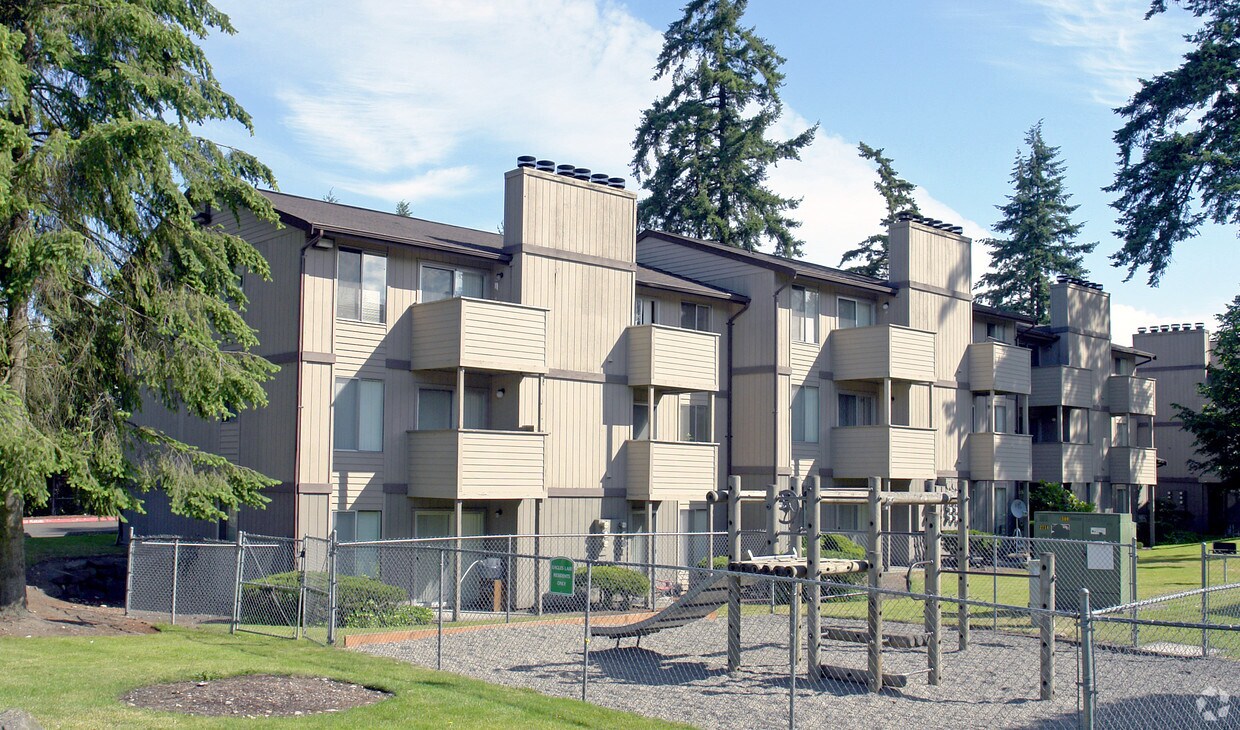 Foto del edificio - Eagles Lair Apartments