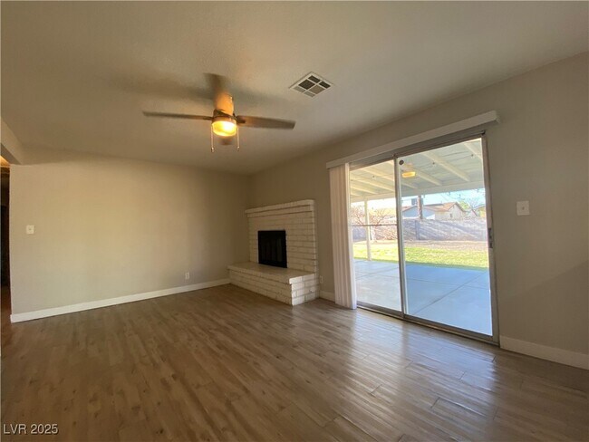 Foto del edificio - 4765 E Mohave Ave