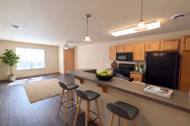 Estudio preparado - Cannery Square Apartments