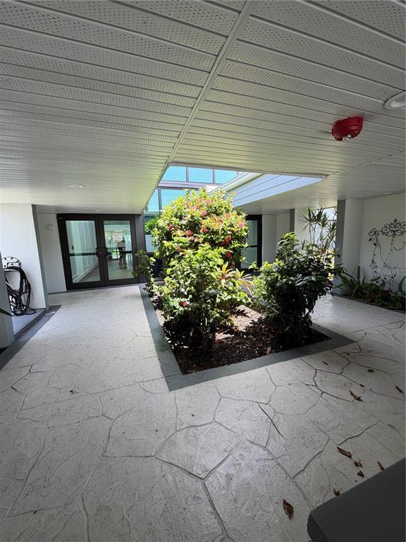 Foto del edificio - 21287 Gertrude Ave