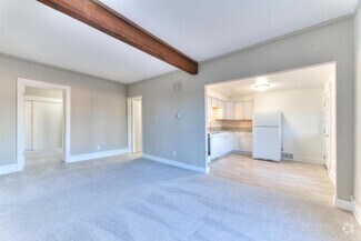 Building Photo - 430 W Park Ave