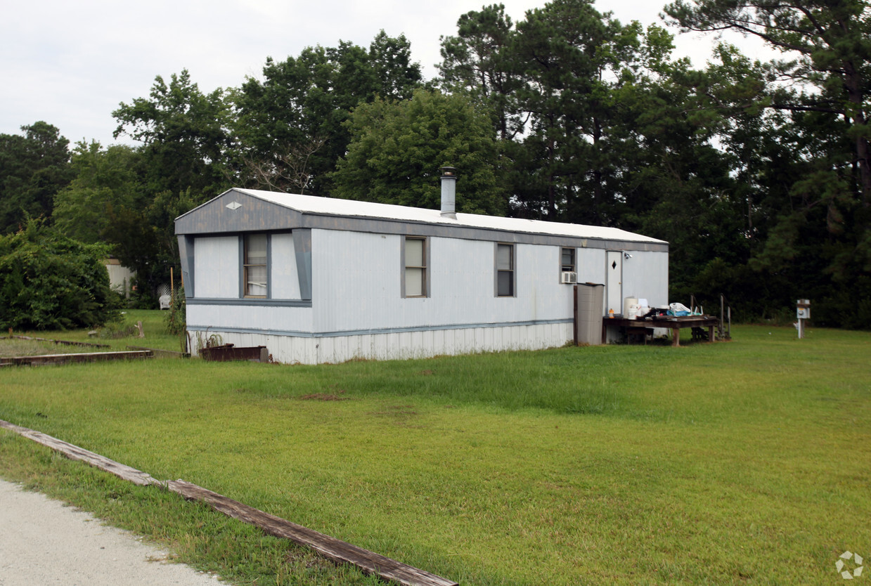 Building Photo - Millcreek Mobile Home Park