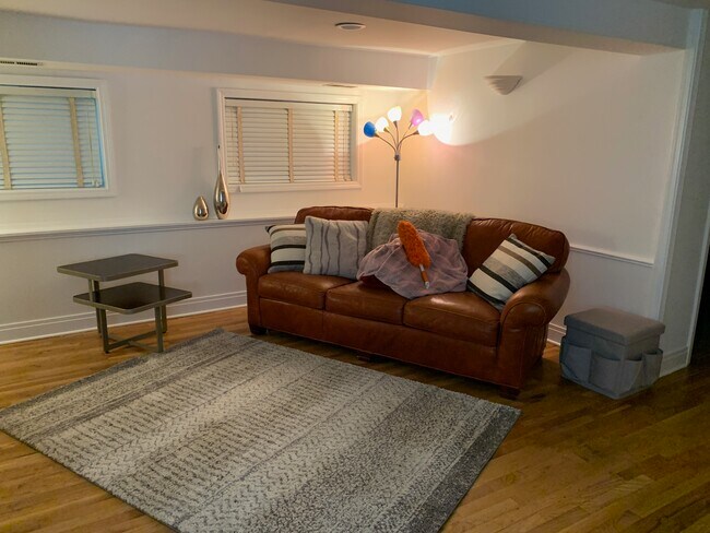 Building Photo - 2111 Dayton N St