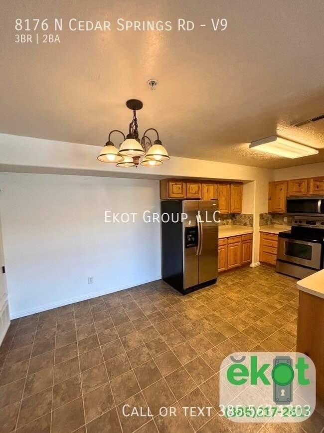 Foto del edificio - 8176 N Cedar Springs Rd