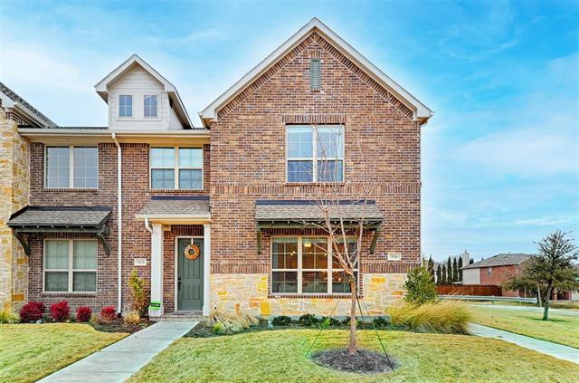 Foto principal - 5816 Ridgeline Dr