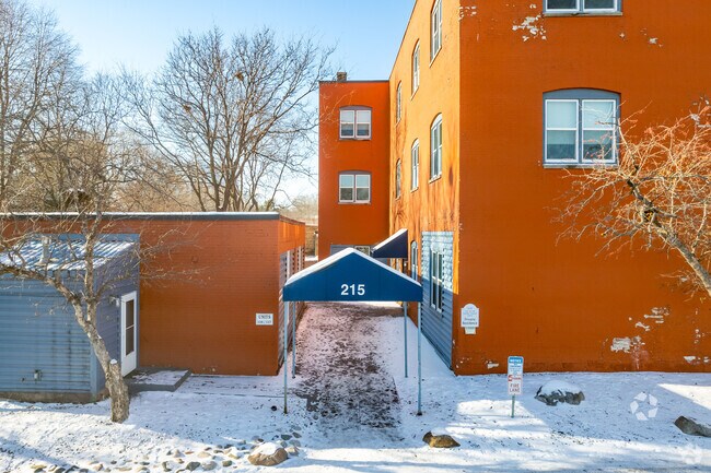 Entrance - 215 7th St NE
