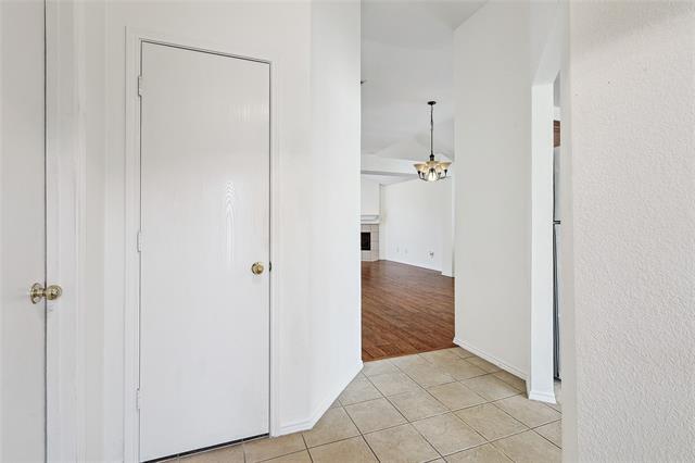 Building Photo - 130 Wildhaven Dr