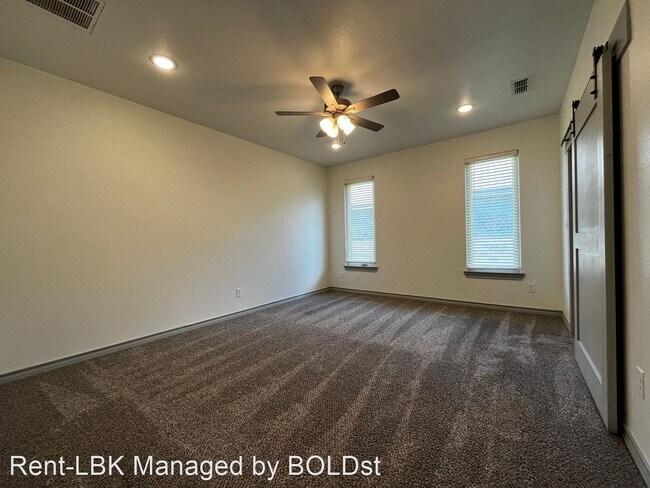 Foto del edificio - 4 br, 3 bath House - 4618 126th