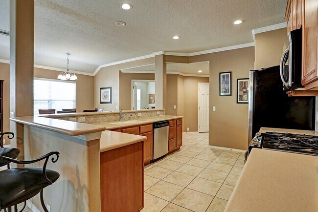 Building Photo - 7210 Toad Hollow