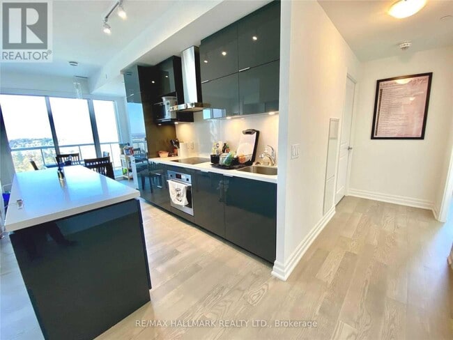 Building Photo - 1307A-13010 ROUGE VALLEY Dr