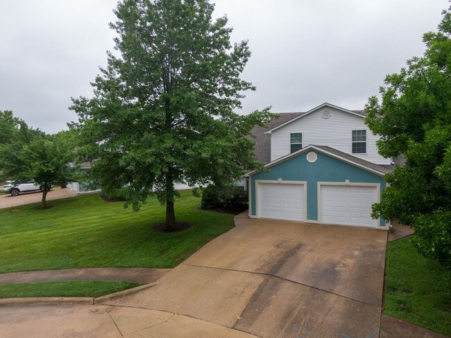 Building Photo - 3507-3509 Delmar Ct.