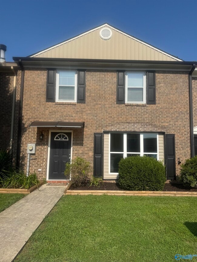 Building Photo - 2210 Westbury Ct SW