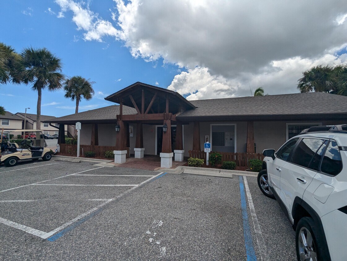 Building Photo - 1066 Ellen Ct