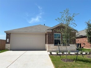Building Photo - 112 Imola St
