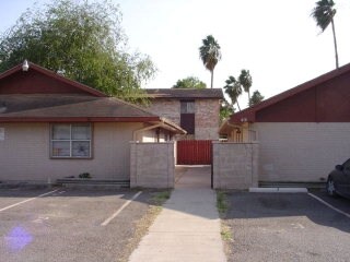 Foto del edificio - 717 W Iris Ave