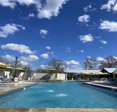 Landing at Willow Bayou Apartment Homes photo'