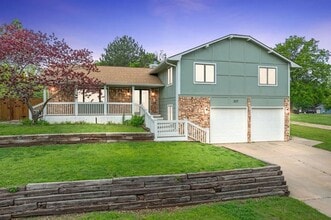 Building Photo - 337 N Lark Ln
